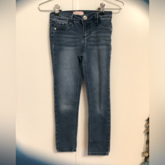 Squeeze Jean - Picture 1 of 3